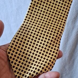 Classic Yellow and Black Polka Dot Tie